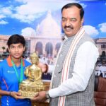 कौशांबी की बेटी एथलीट सुनीता सरोज को डिप्टी सीएम ने सम्मानित किया है,जिले में मनाई गई खुशी,सुनीता ने किया देश का नाम रोशन