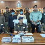 दस दिन पहले हुई लूट का पुलिस ने किया खुलासा, 1लाख नगद और चेक बुक, तमंचा आदि बरामद,2 हुए गिरफ्तार