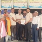 कौशाम्बी: किसानों और जनहित के मुद्दों पर सकिपा का कलक्ट्रेट में प्रदर्शन, सौंपा ज्ञापन