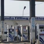 तेल संकट की आशंका से कौशाम्बी में हड़कंप, पेट्रोल पंप सूखे—गैस संकट से पहले ही जूझ रही जनता