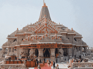 राममंदिर कर्मचारी टिन्नू की पत्नी बोली-बदनाम किया जा रहा:SIT ने 11 घंटे जांच की; डिंपल का दावा- अयोध्या ही नहीं और जगह भी हुए घोटाले
