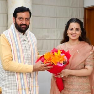 हरियाणा CM सैनी कंगना रनोट संग देखेंगे मूवी:एक दिन पहले दिल्ली में मुलाकात पर बना प्लान; BBV के स्पेशल शो में पहुंचेंगे