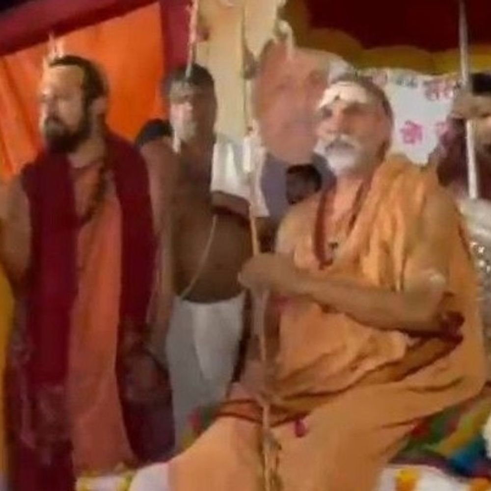 यूपी की बड़ी खबरें:शंकराचार्य अविमुक्तेश्वरानंद का सतीश महाना पर पलटवार, गोंडा में कहा- विधानसभा अध्यक्ष पद को लज्जित कर रहे