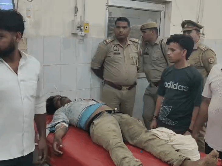 बदायूं में 50 हजार का इनामी बदमाश ढेर:मुठभेड़ में दरोगा और सिपाही को भी लगी गोली; 43 दिन पहले डकैती डाली थी