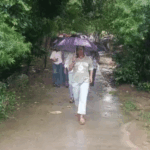 लखनऊ-कानपुर समेत 5 शहरों में बारिश, 41 में अलर्ट:गलियां तालाब बनीं, डैम ओवरफ्लो; कल से पश्चिम में होगी बारिश