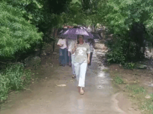 लखनऊ-कानपुर समेत 5 शहरों में बारिश, 41 में अलर्ट:गलियां तालाब बनीं, डैम ओवरफ्लो; कल से पश्चिम में होगी बारिश