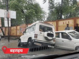 यूपी में हालात बिगड़े, पुलिस अनाउंस कर रही-बाहर न निकलें:40 घंटे से पूरे प्रदेश में आंधी-बारिश, 58 जिलों में स्कूल बंद; लखनऊ में रिकॉर्ड टूटा
