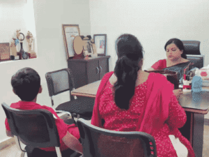यूपी में क्लास-4 के छात्र ने बहन को न्यूड किया:पोर्न देखकर टीचर की डर्टी पिक्चर बनाई; बीटेक छात्र बोला- मुझे लड़की बना दो