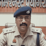 प्रयागराज में 5 करोड़ कैश जमीन में गड़े मिले:500-500 की गडि्डयां 3 ड्रमों में रखे थे, पुलिस ने पूरे घर को घेरा